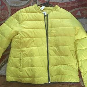 Old Navy Jacket never worn tag on.