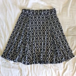 Max Studio Black & White Midi Skirt BRAND NEW