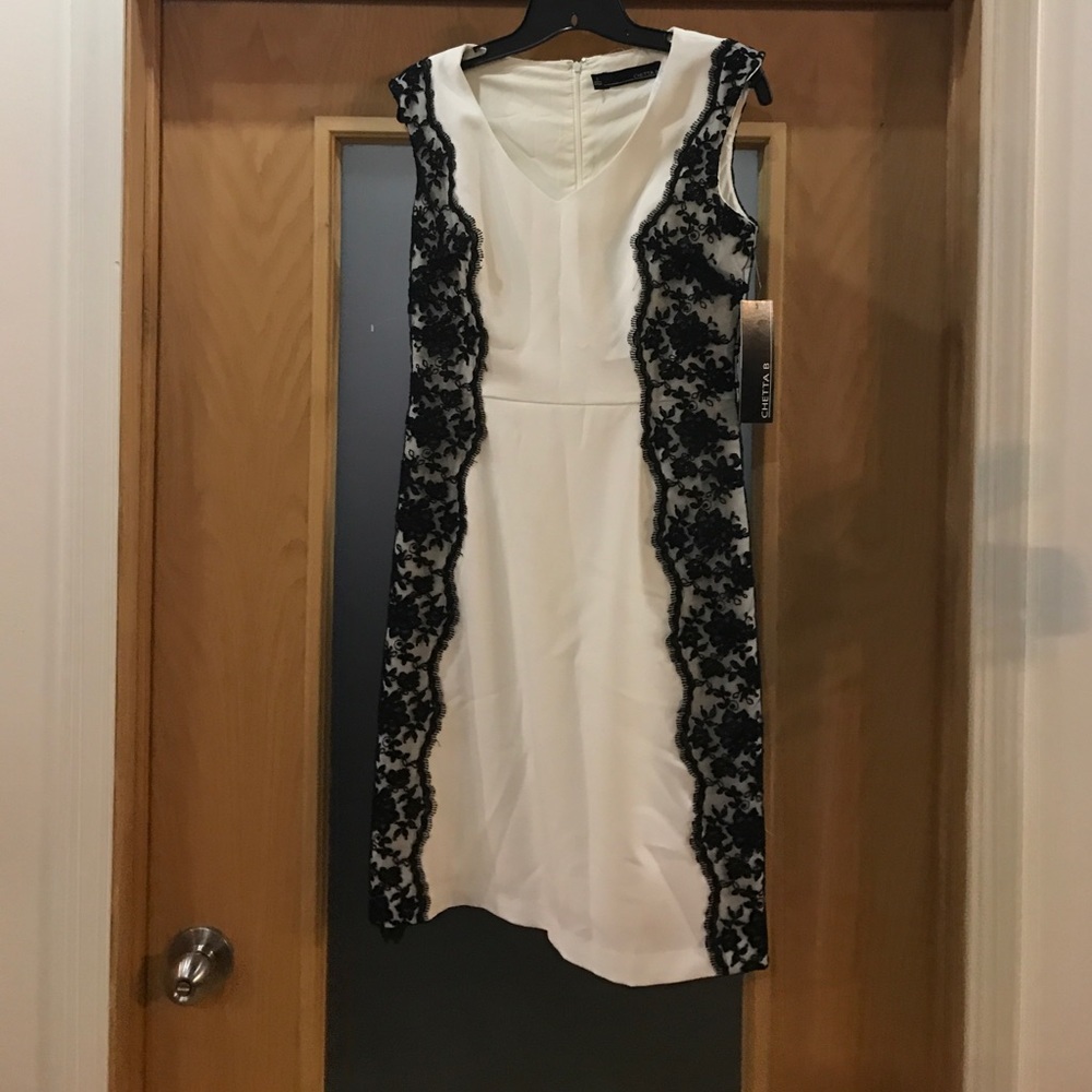 Chetta B beautiful elegant dress. NEW!