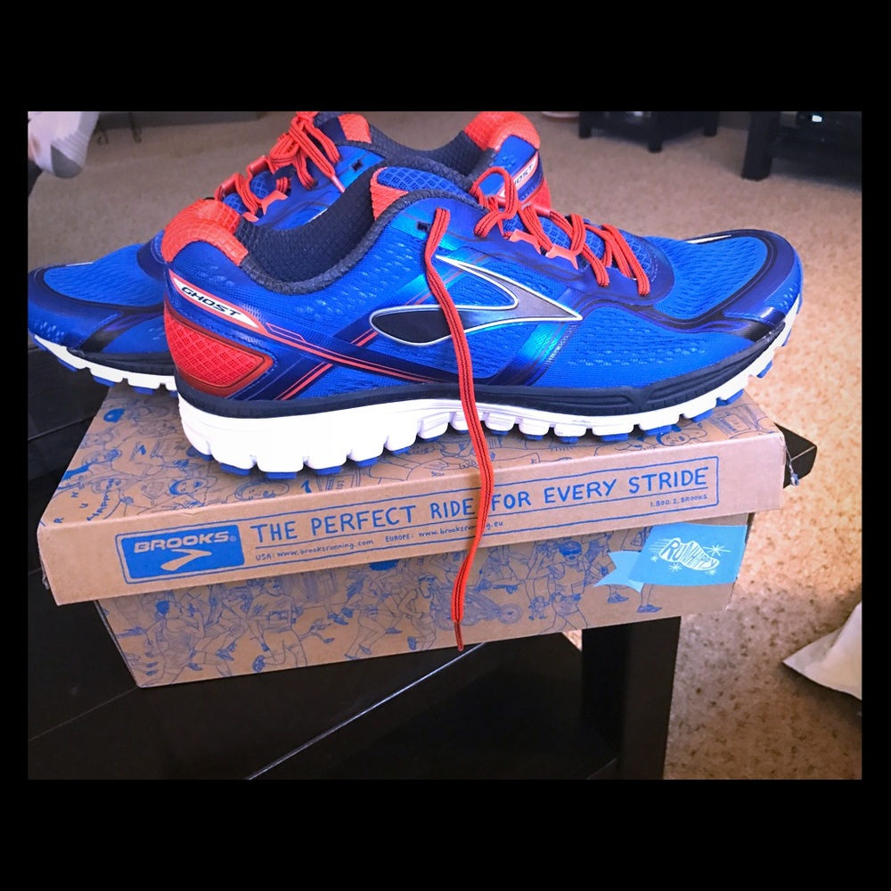 Running shoes