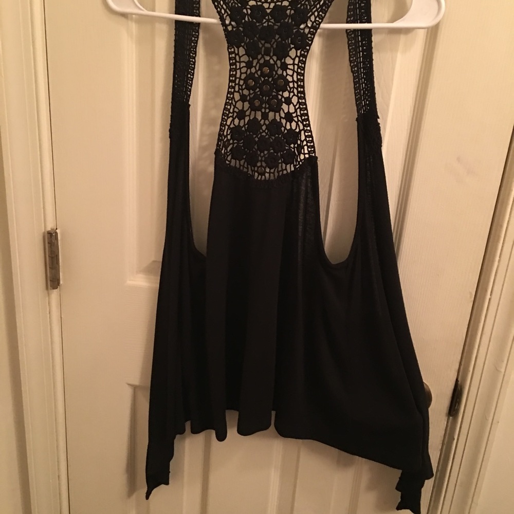Cute top - Picture 2 of 2