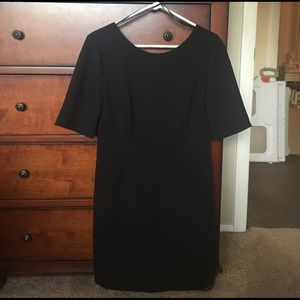 Black short sleeve mini dress