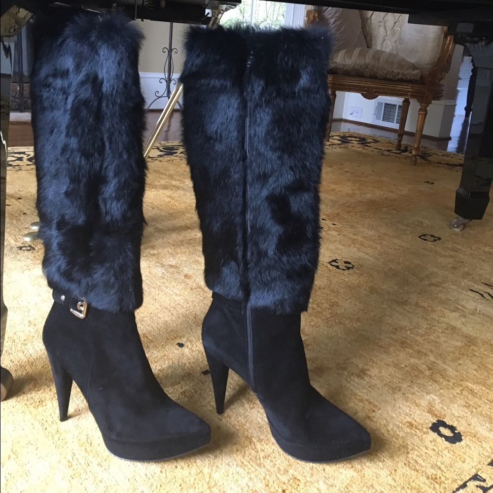 New, Never Worn Stuart Weitzman Rabbit Fur Boots - image 4