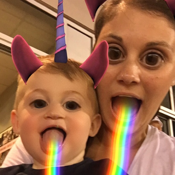 Meet your Posher, Allyson - Picture 1 of 1