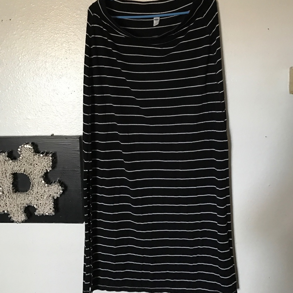 Black and white double slit long skirt