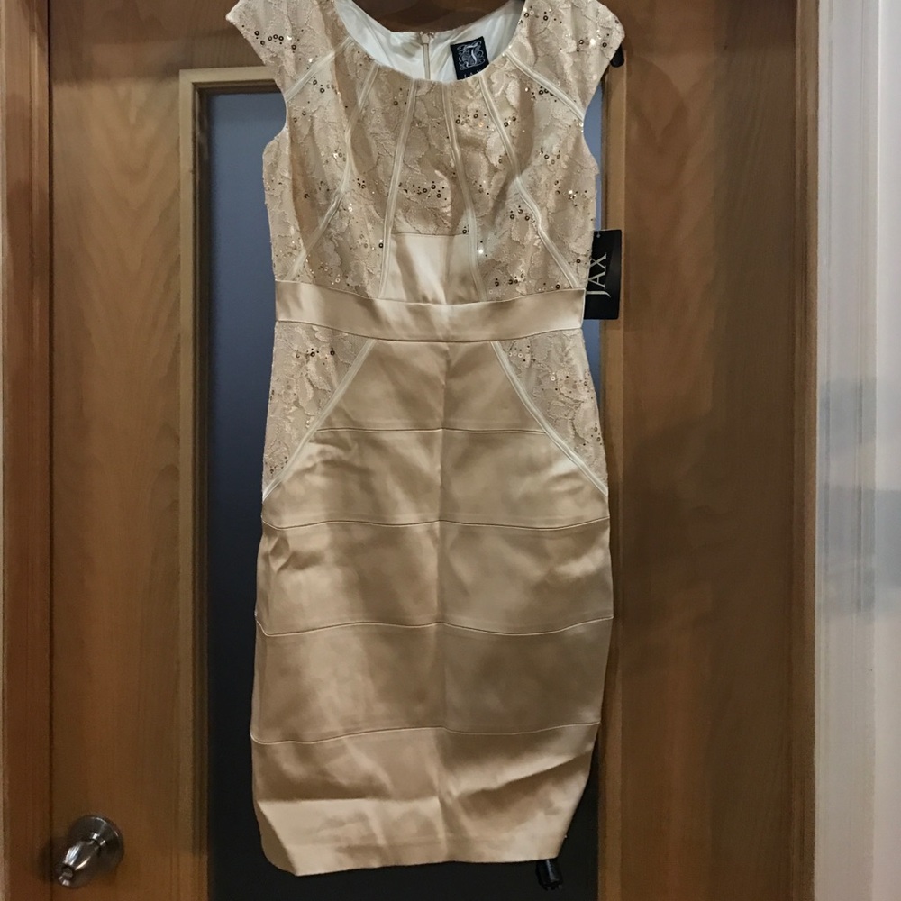 JAX elegant short dress! NEW! NEVER WORN!
