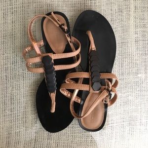 BCBGeneration black and nude sandals