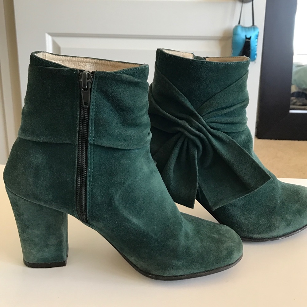 Green suede ankle boot with bow from Anthropologie
