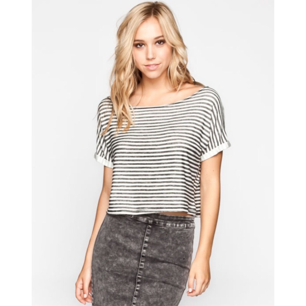 Super comfy off the shoulder crop top