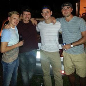 Meet your Posher, Tom