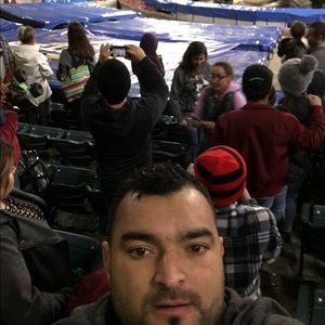 Meet your Posher, Gustavo