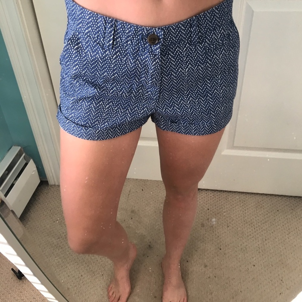 GAP shorts