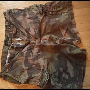 Men's Old Navy cargo shorts