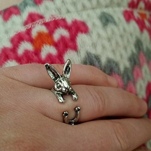 SILVER Adjustable Bunny Rabbit Ring - Picture 4 of 4