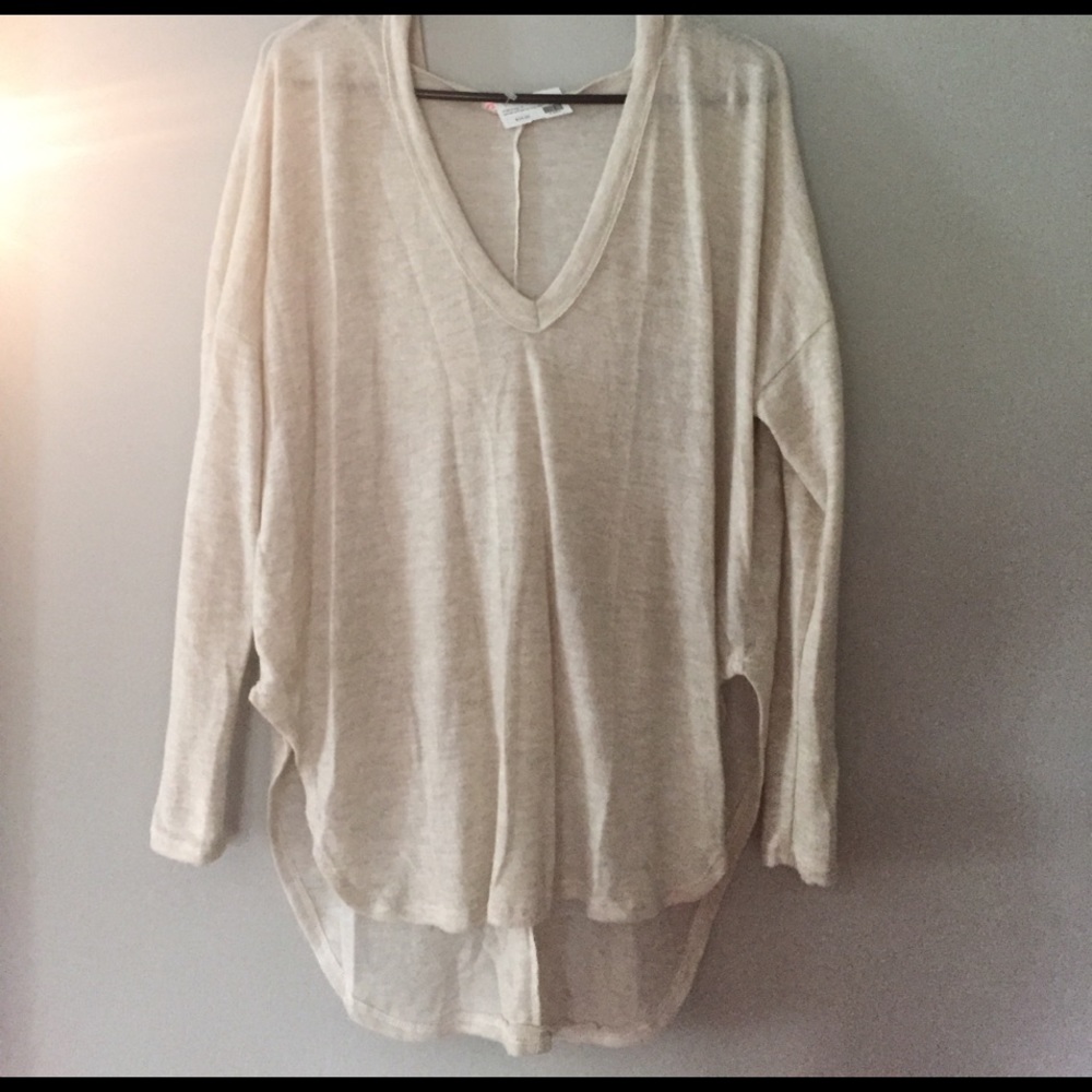 Hooded top