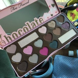 Too faced chocolate bon bons palette