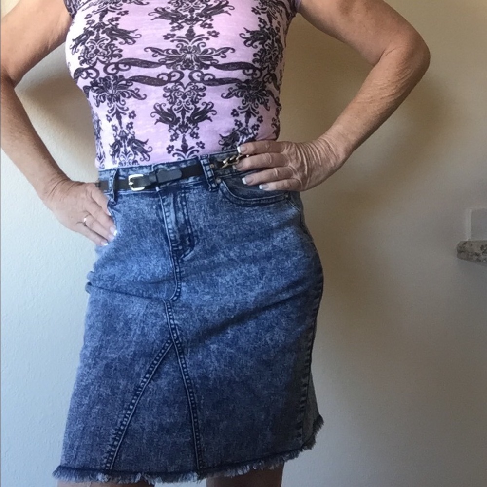 Denim skirt
