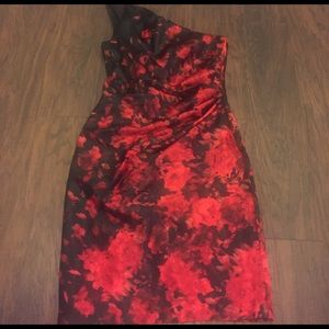 Super sexy sophisticated one shoulder dress- Cache