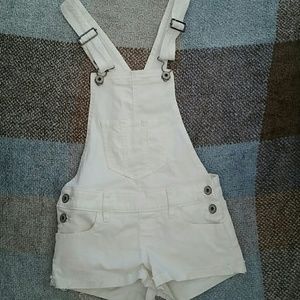 Abercrombie & Fitch white jean short overalls