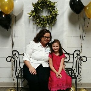 Meet your Posher, Adrienne