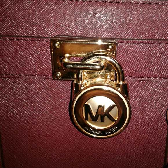 Micheal Kors Lg Hamilton Purse - Picture 2 of 4