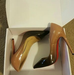 High heel pumps