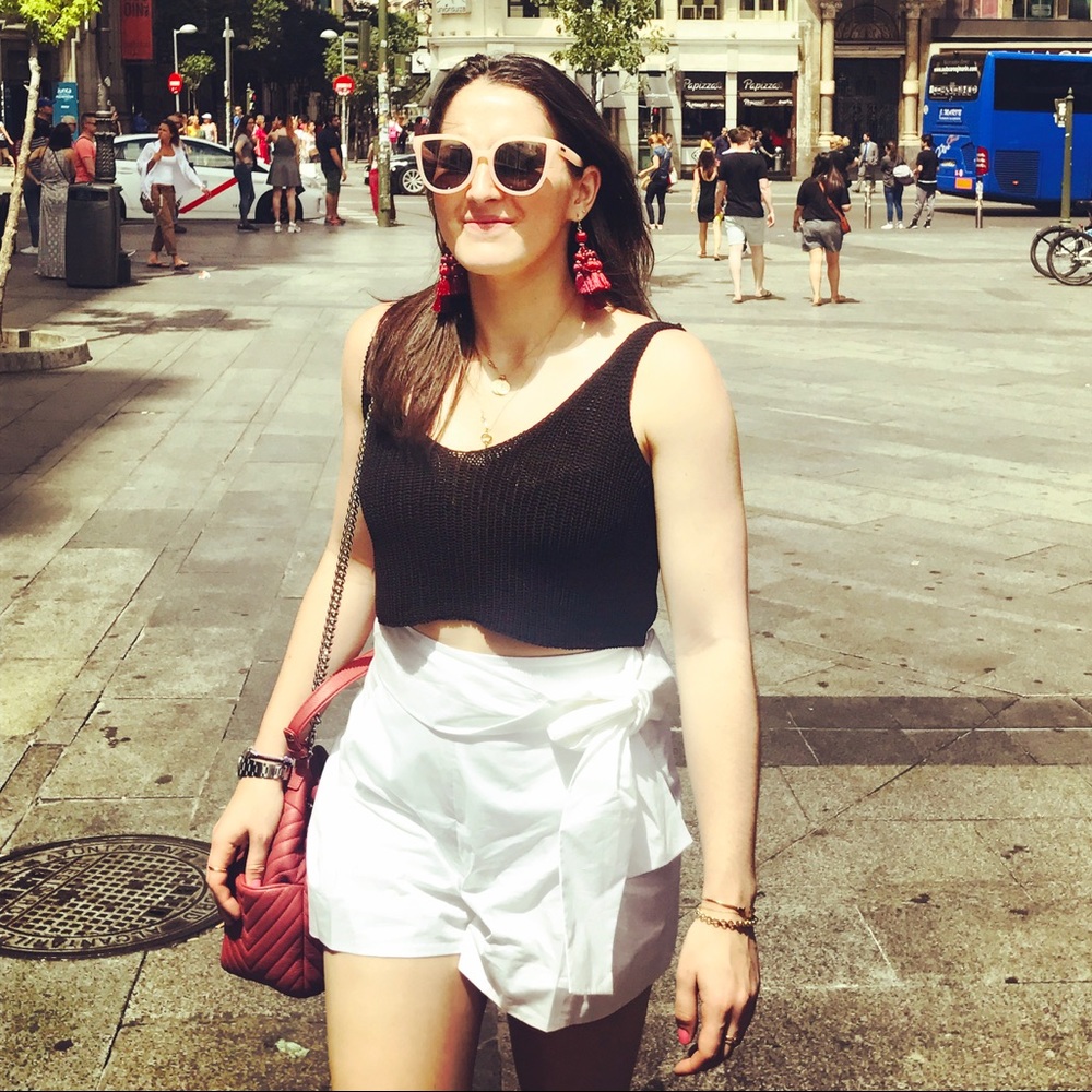 Meet your Posher, Laura