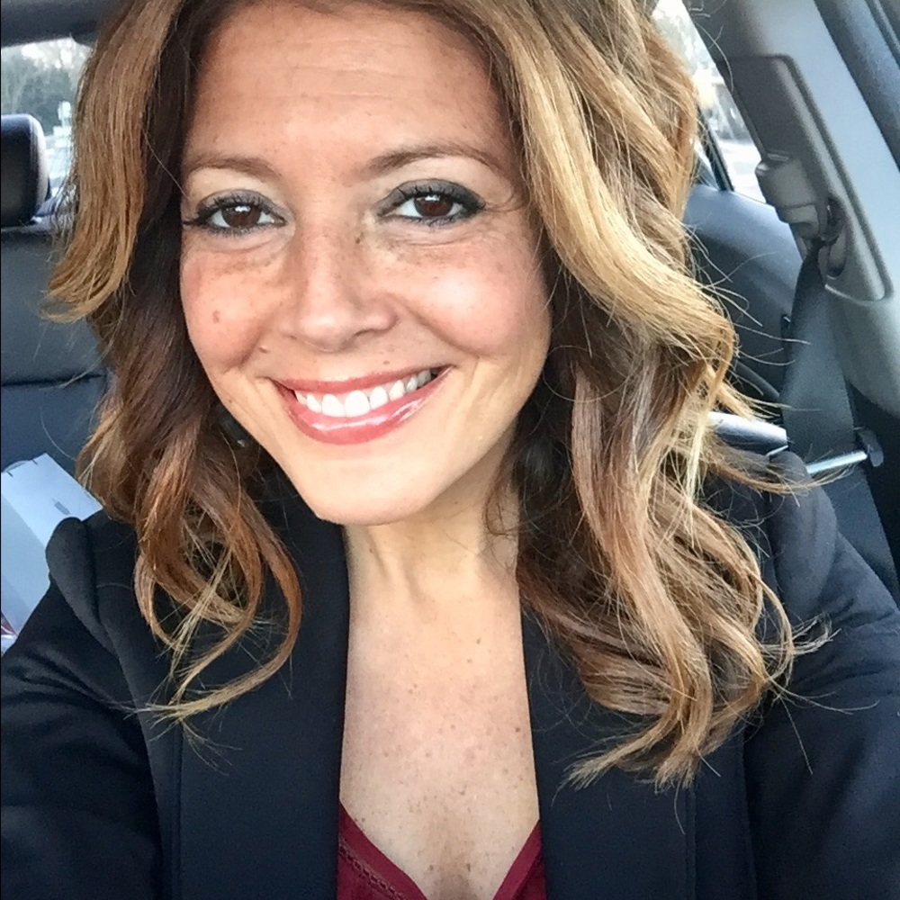 Meet your Posher, Nicole