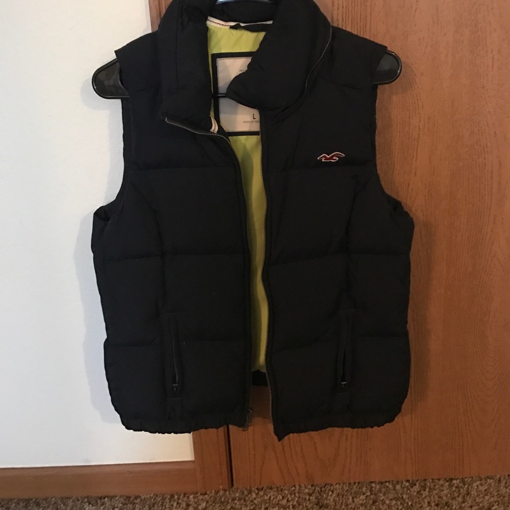 Hollister Puffer Vest