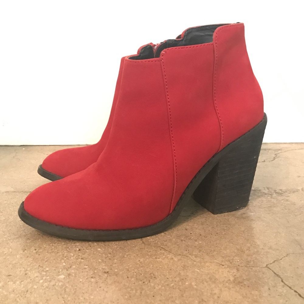 Kelsi Dagger red ankle booties