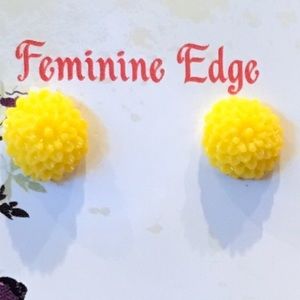 Yellow Flower Studs Tiny Earrings 🌸3 for $18🌸