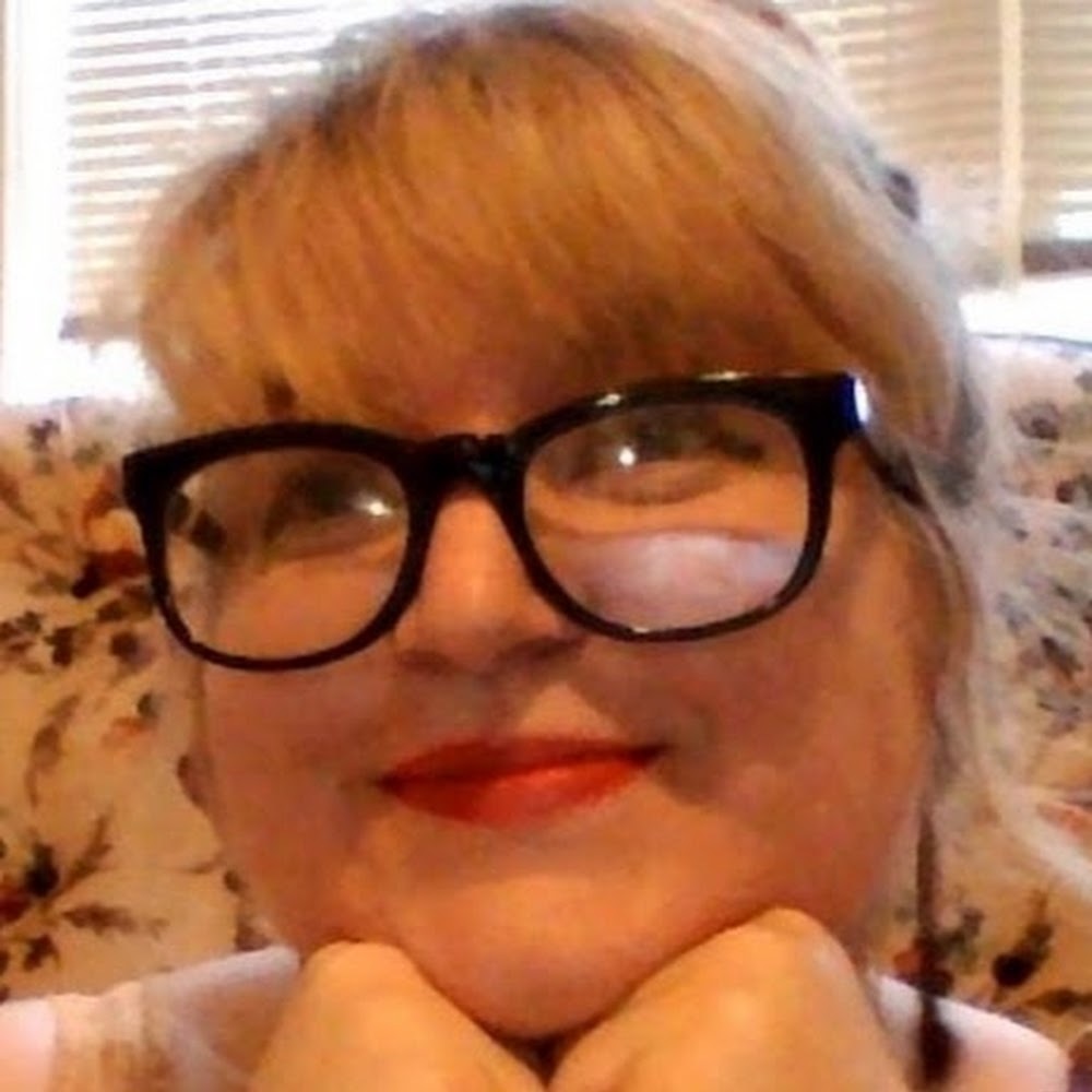 Meet your Posher, Savannah