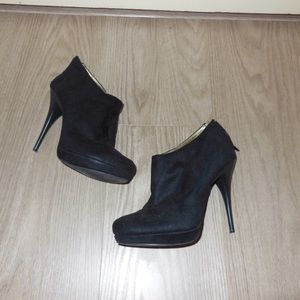 Stiletto suede booties