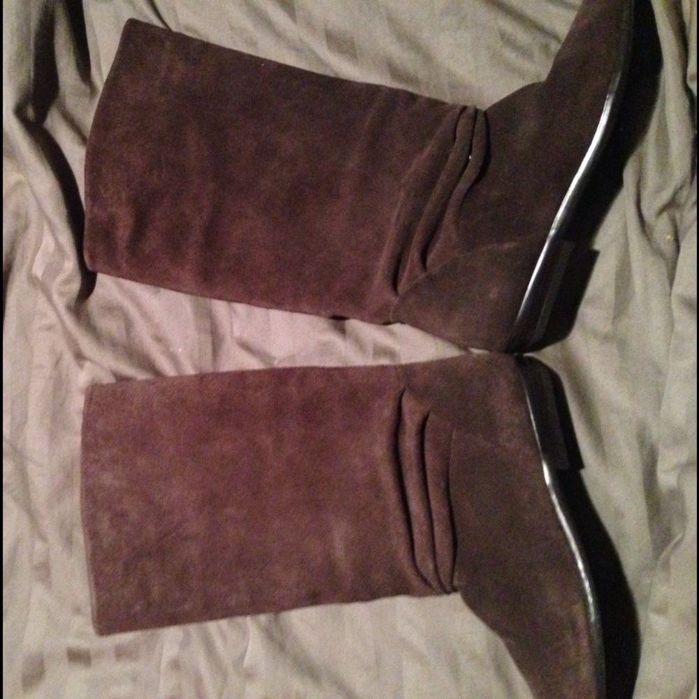 Brown Suede boots!