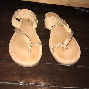 American Eagle Sandals