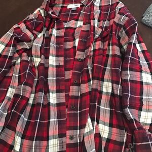 Long sleeve Old Navy boyfriend flannel