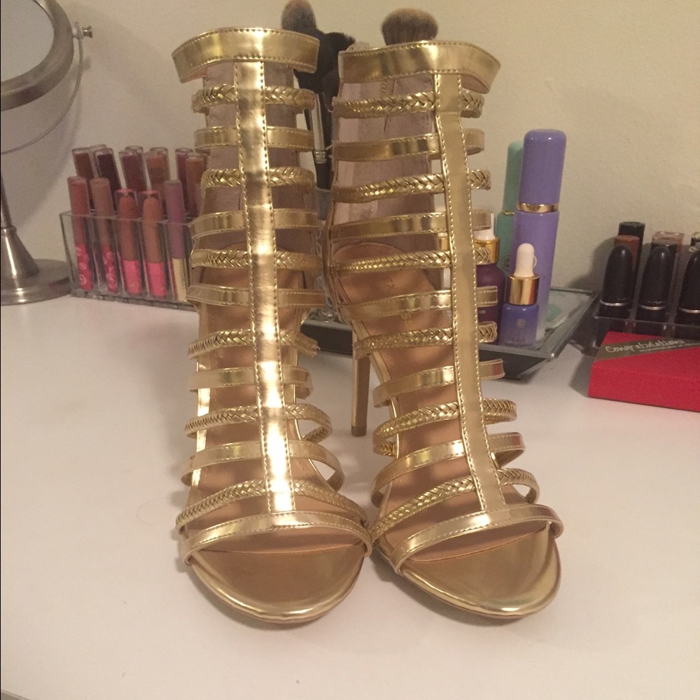 EXPRESS gold gladiator heels size 8 NWOT