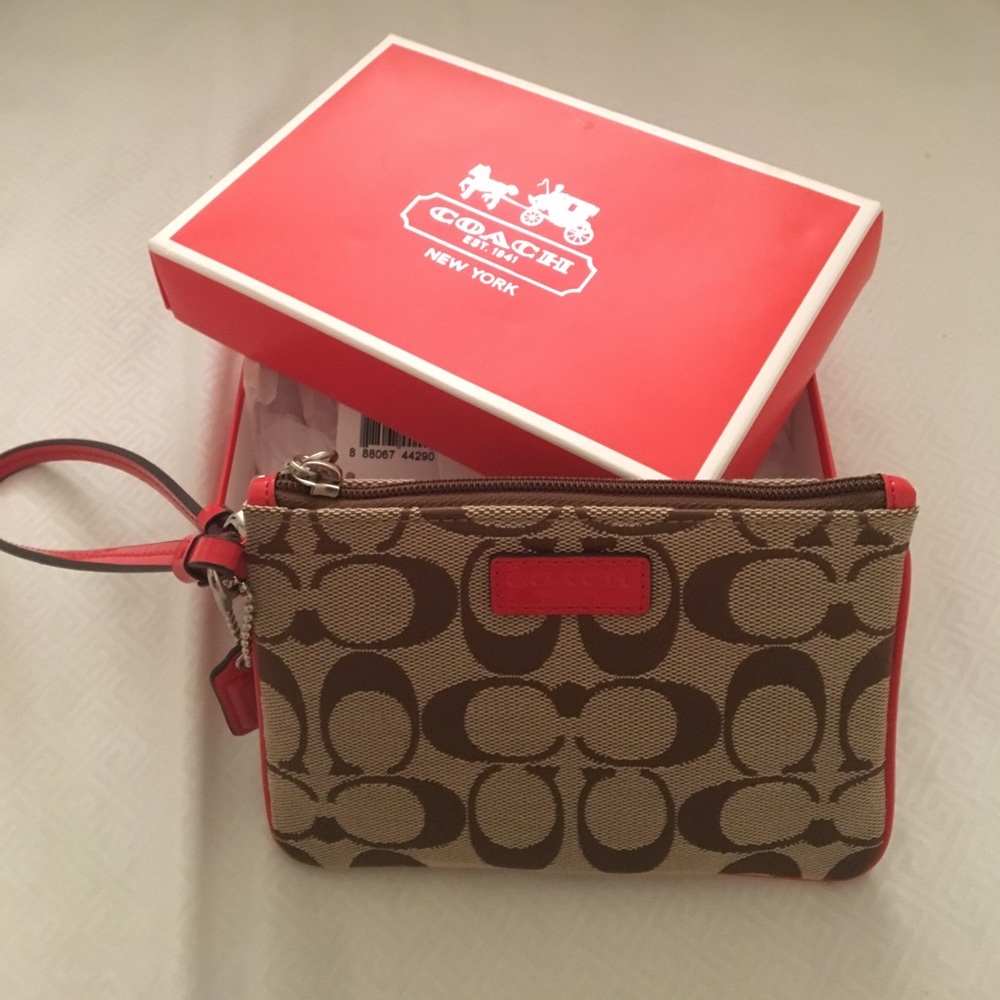 NWT Coach Wristlet