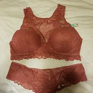 Victoria's Secret matching Bra and Panty