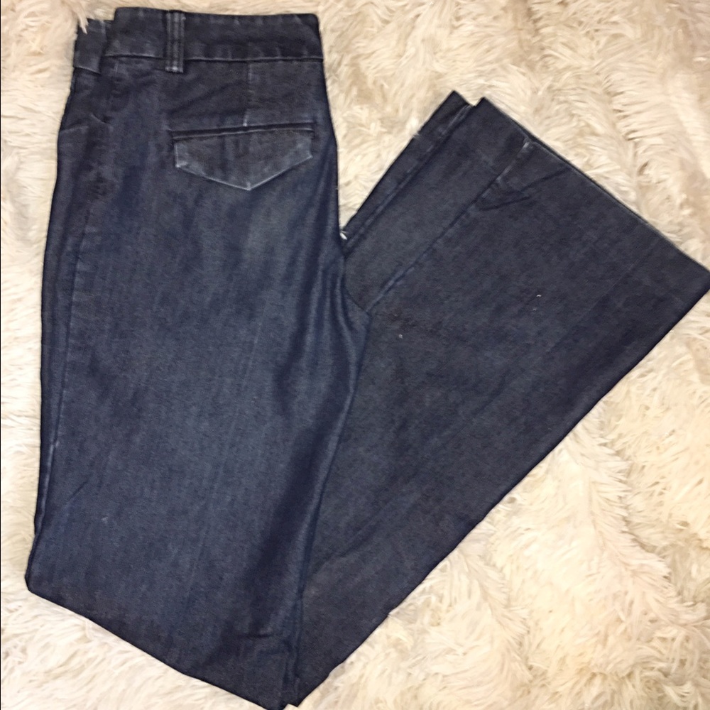 Wide leg jean trouser pant.