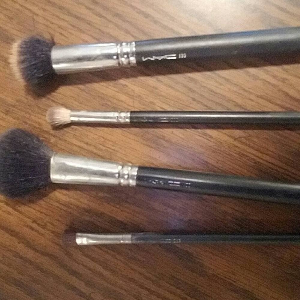 MAC makeup brushes