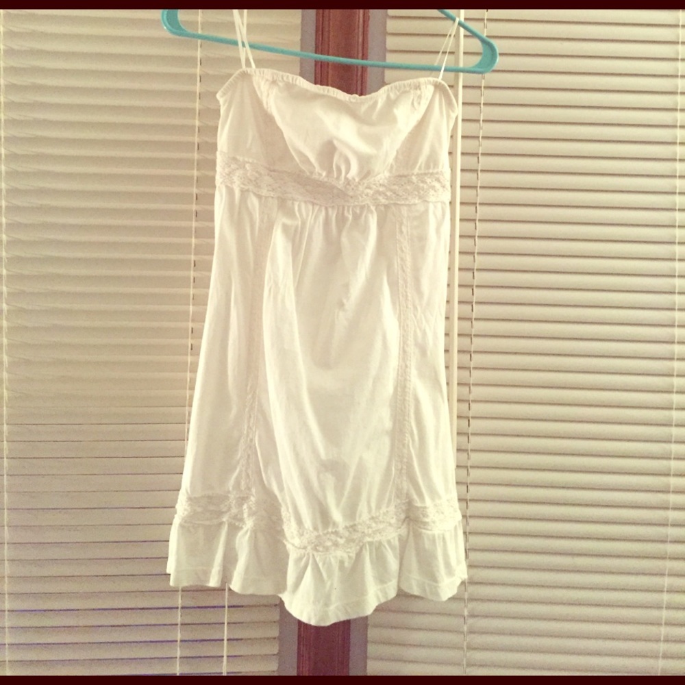 Strapless white summer dress from guess