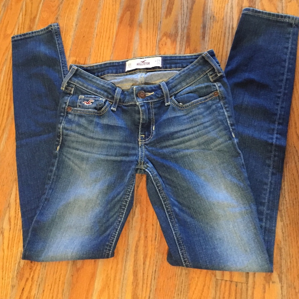 Hollister medium wash Jeans