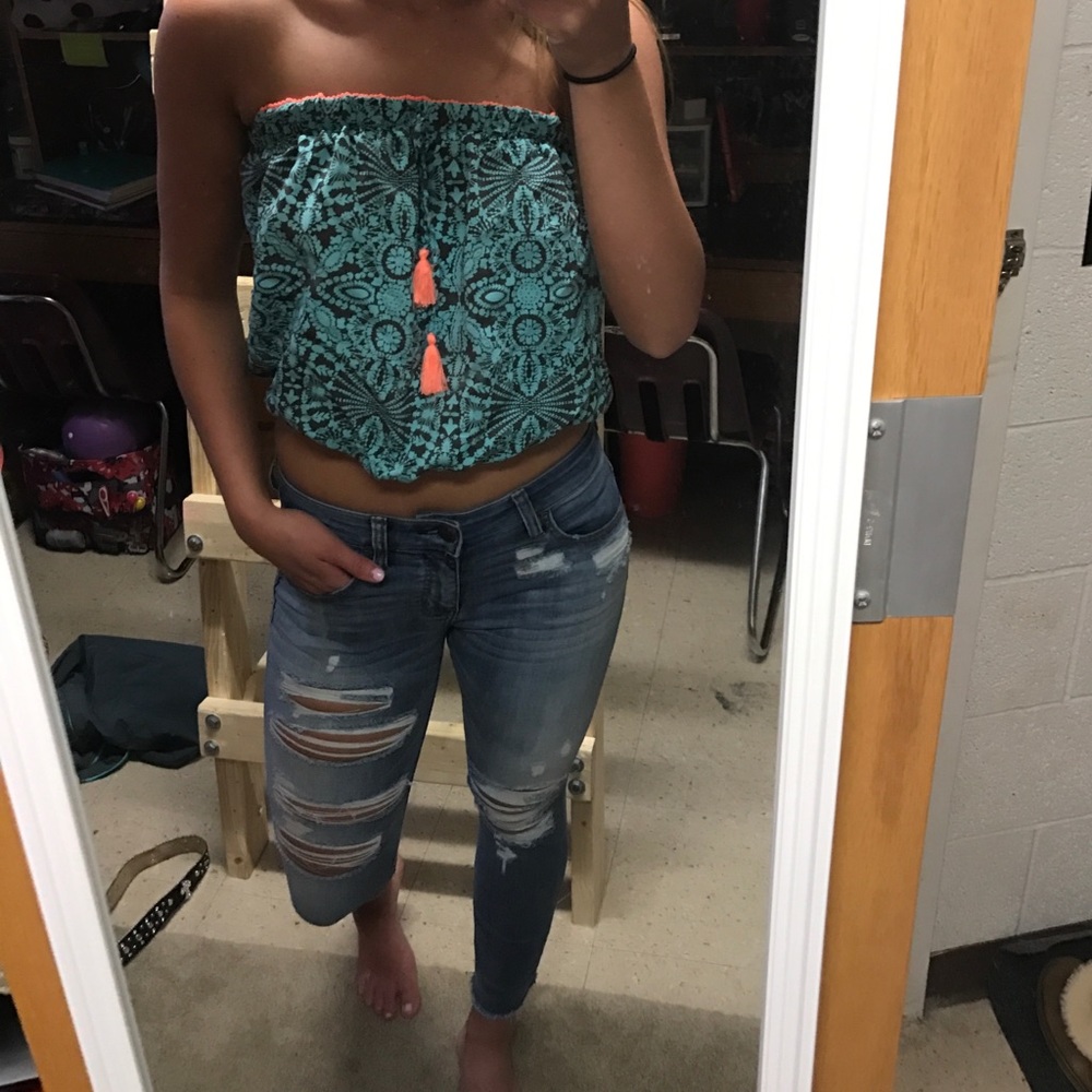 Strapless crop top