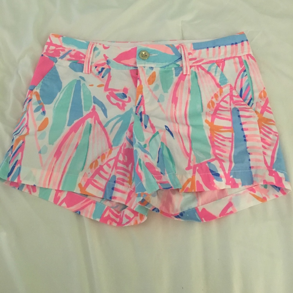 Lilly Pulitzer 5 inch Callahan Shorts