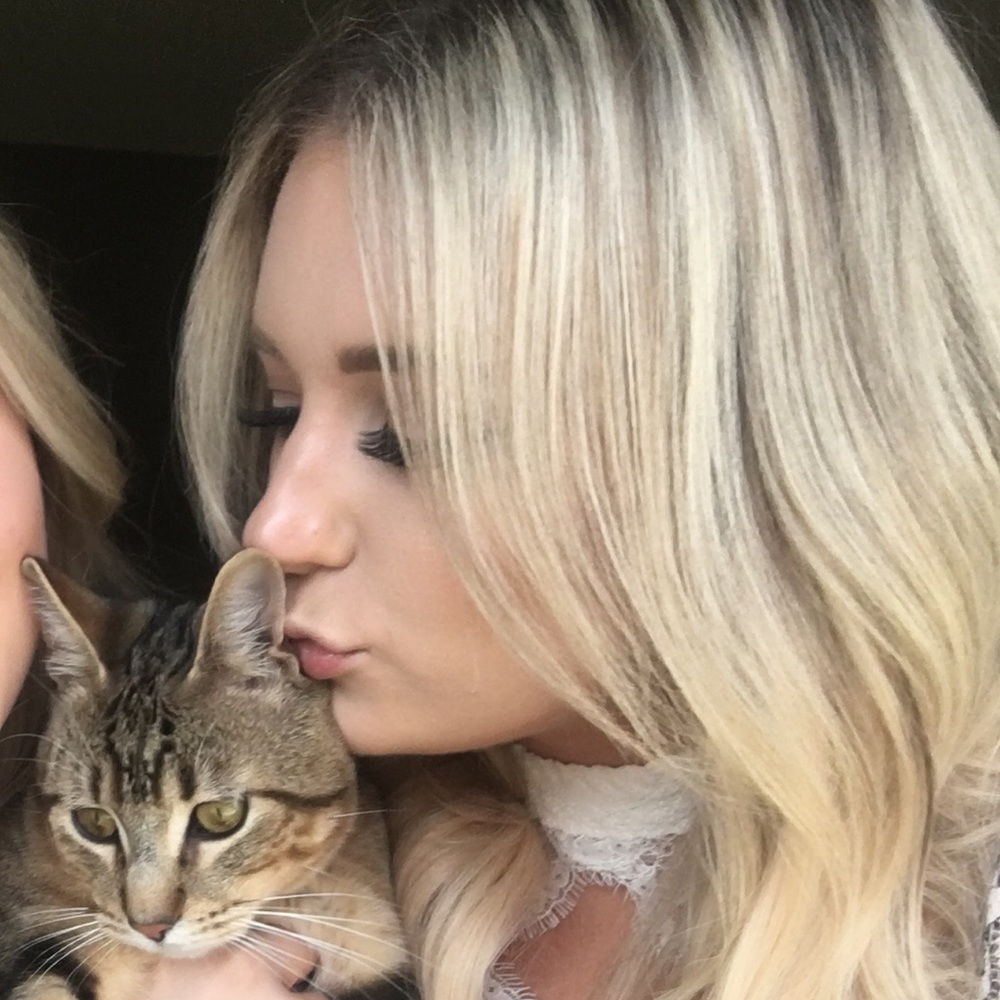 Meet your Posher, Ashlee