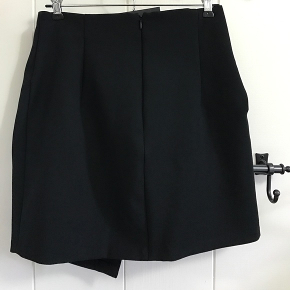 Zara Mini Knotted Skirt - Picture 6 of 6