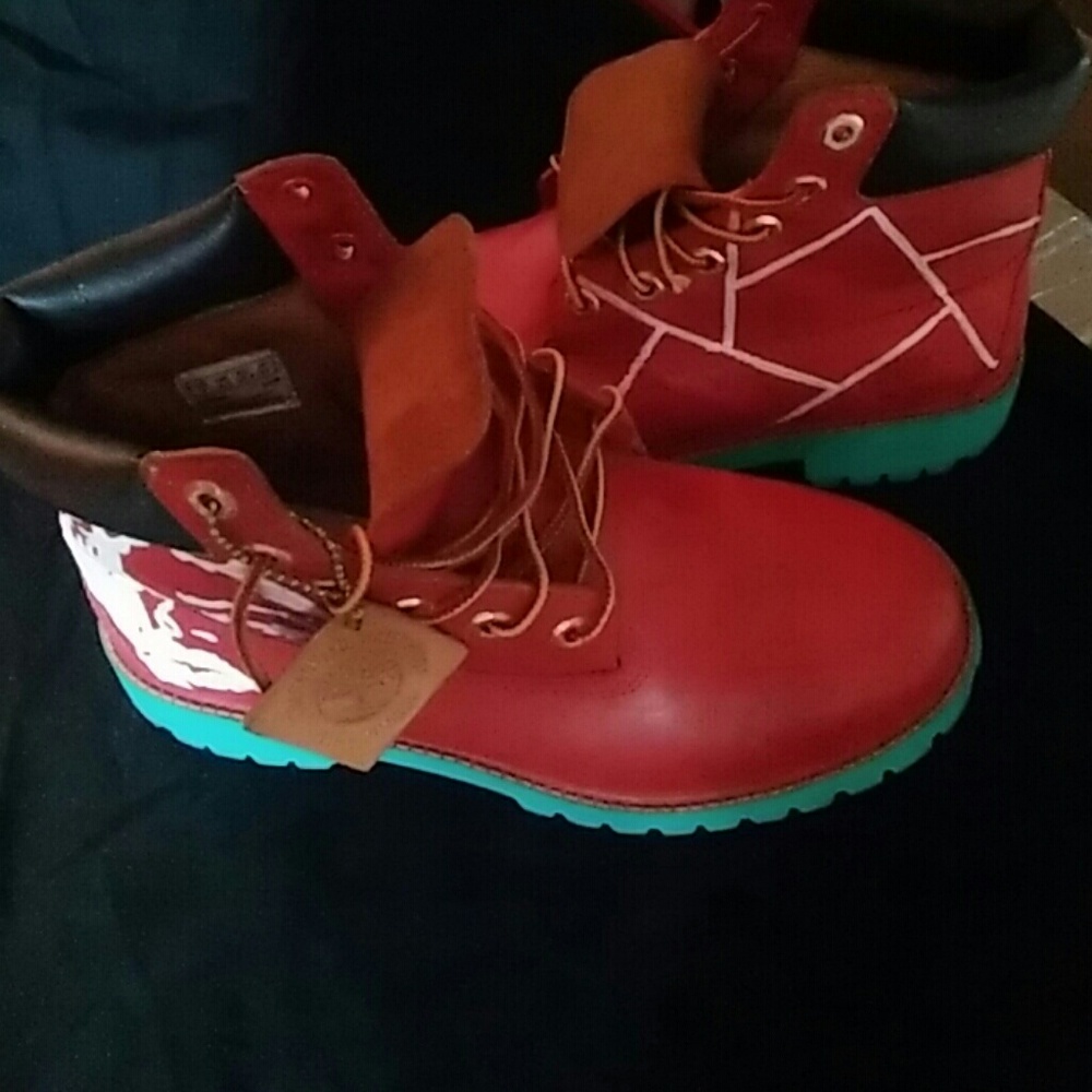 Custom red Timberlands size 5 super cute
