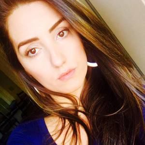 Meet your Posher, Rafaela