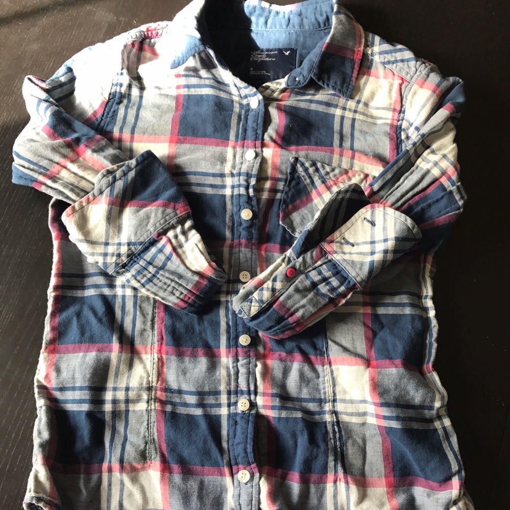 American Eagle blue pink and white plaid